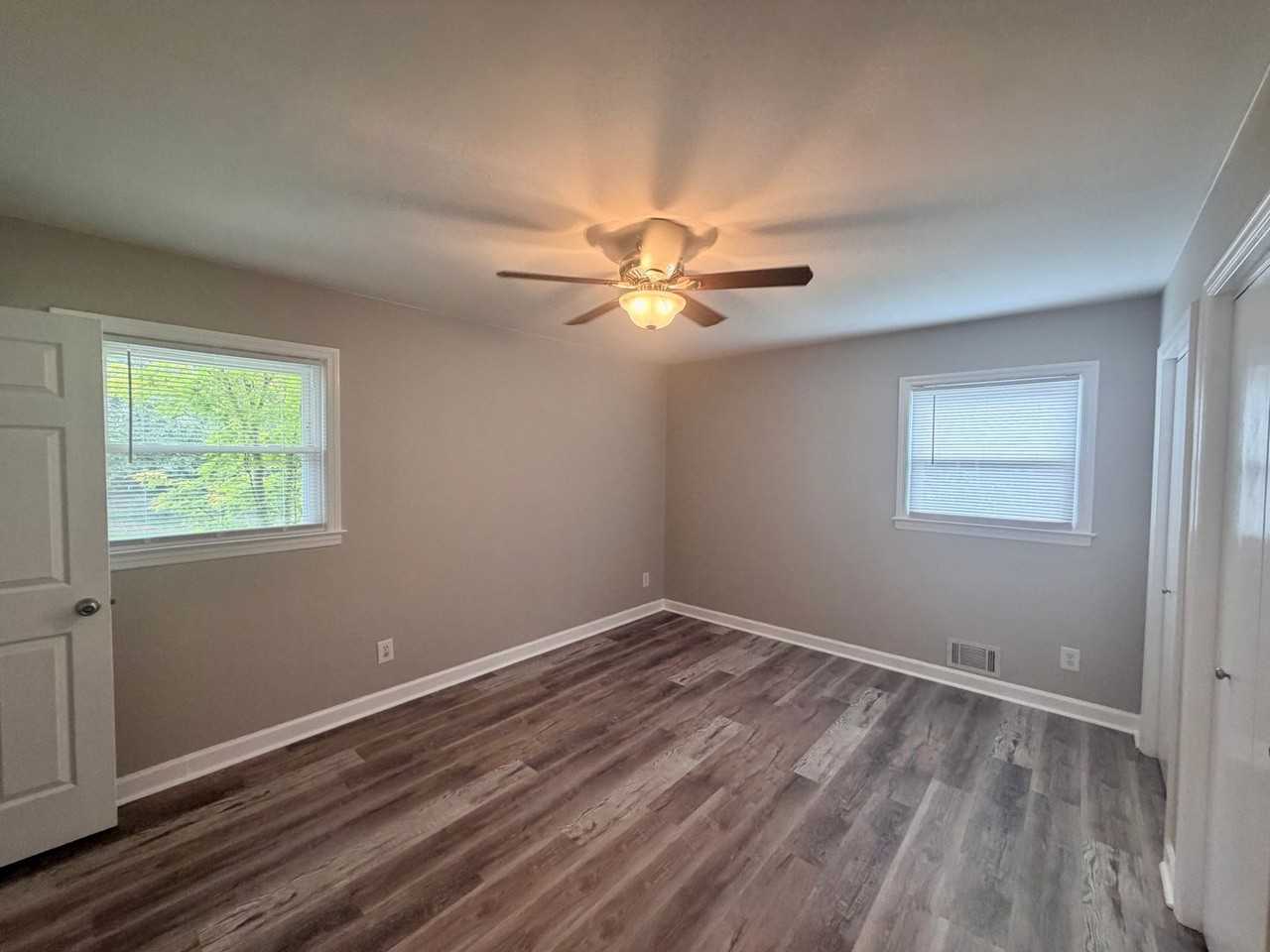 3201 Chalmers Dr - Photo 7 of 22