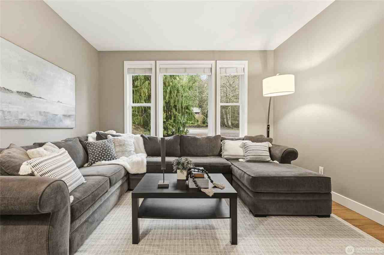 27032 Ne Dorothy St - Photo 3 of 26