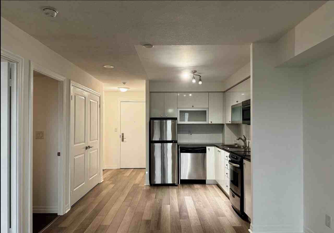 2015 Sheppard Avenue East #1507 - Photo 3 of 11