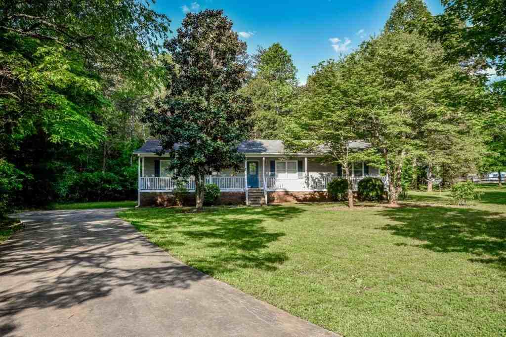 7730 Deer Track Dr - Photo 4 of 40