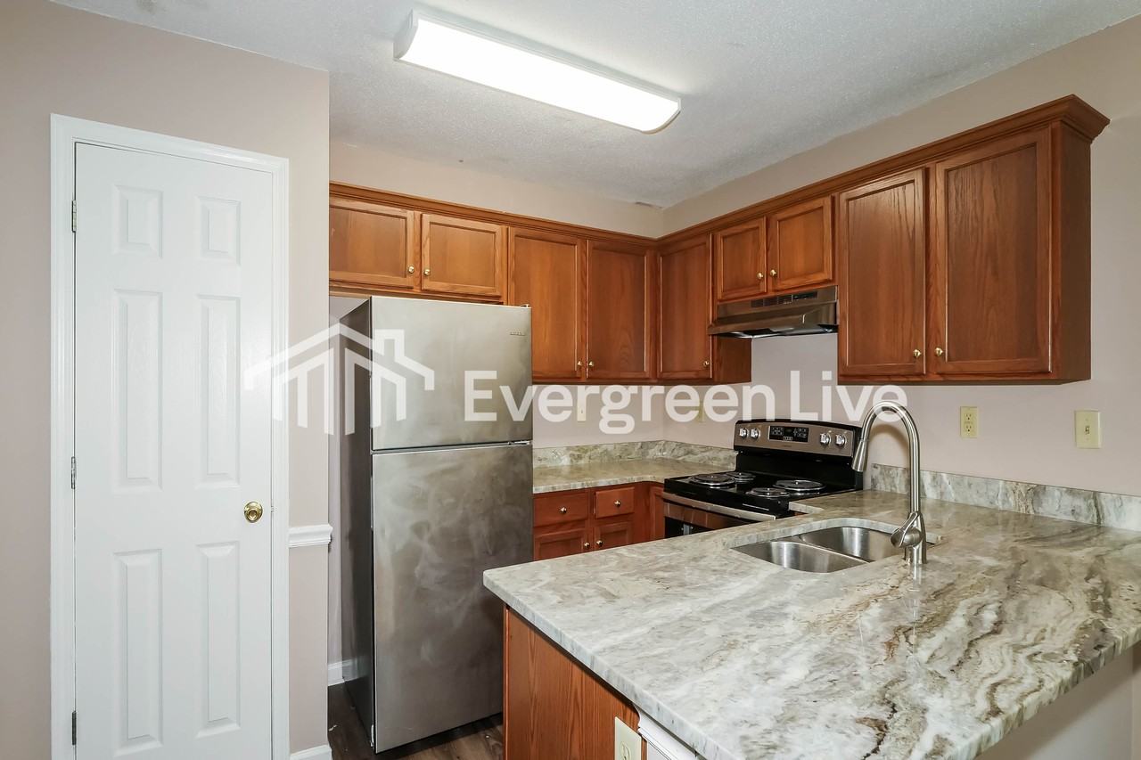 3931 Old Brownsville Rd - Photo 6 of 15