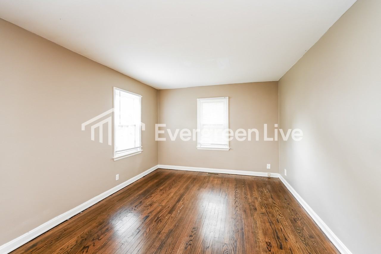 6951 Gloria Dr - Photo 3 of 13