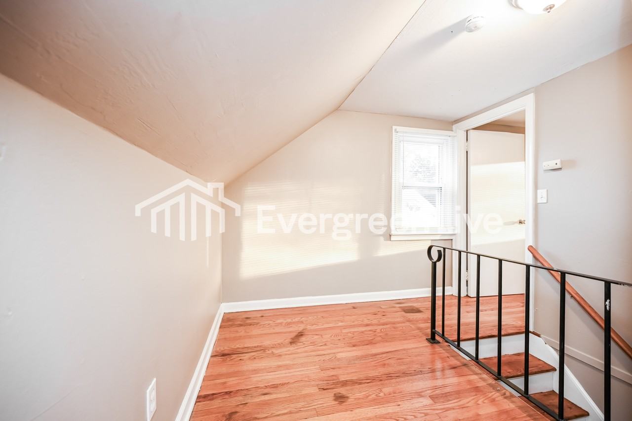 6951 Gloria Dr - Photo 7 of 13