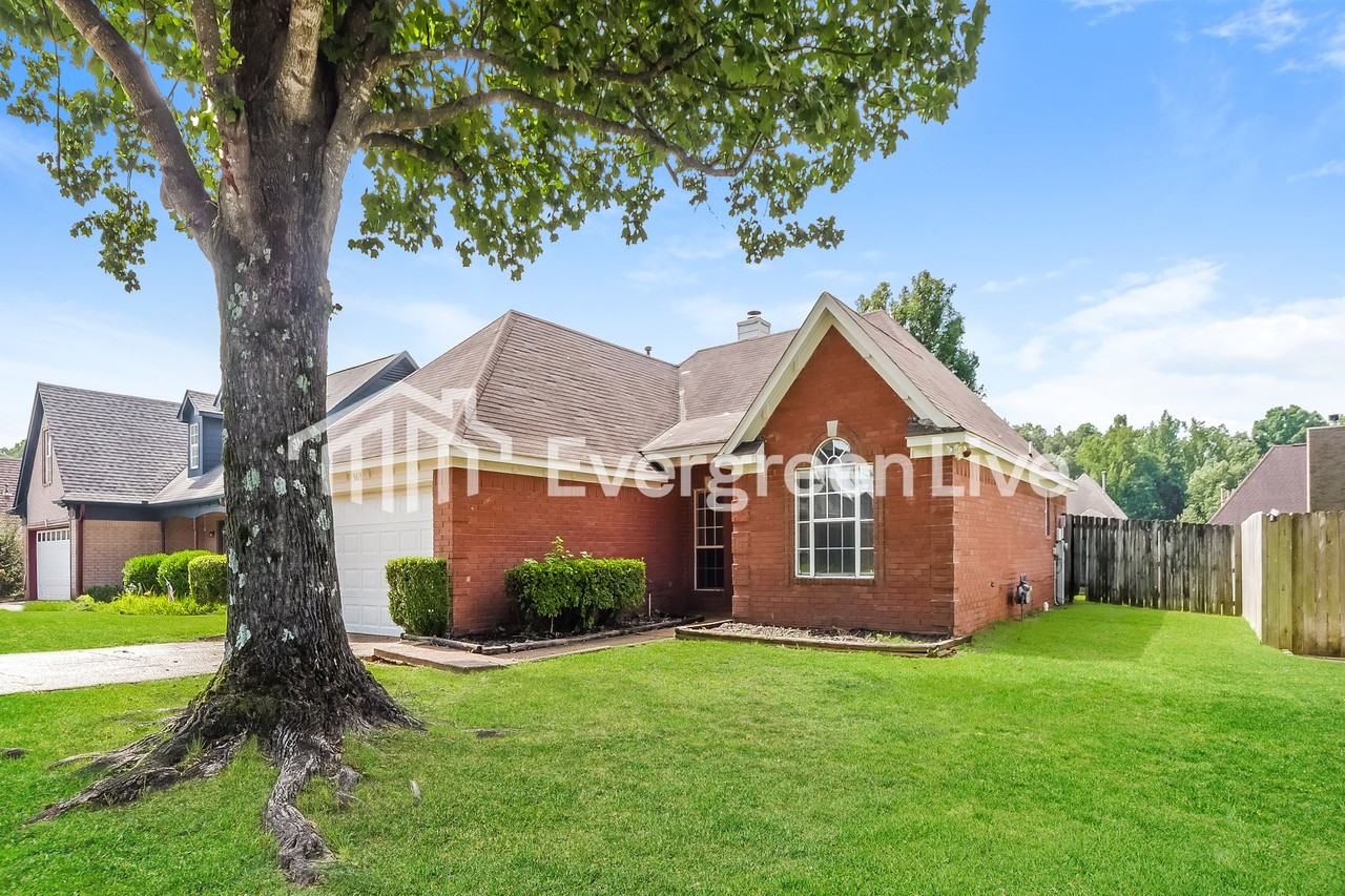 5615 Walden Ridge Dr - Photo 2 of 14
