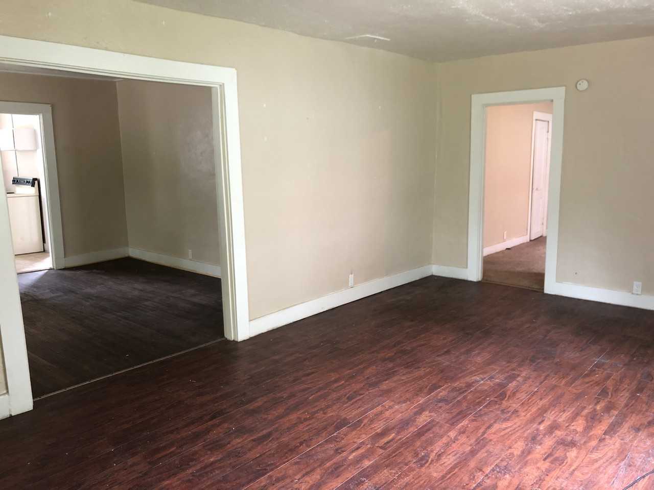 1517 Galloway St #4 - Photo 4 of 13