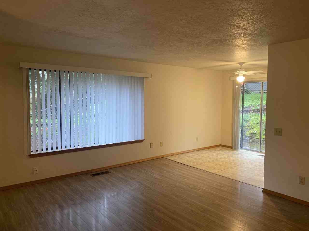 1465 Woodside Ct Se - Photo 3 of 18