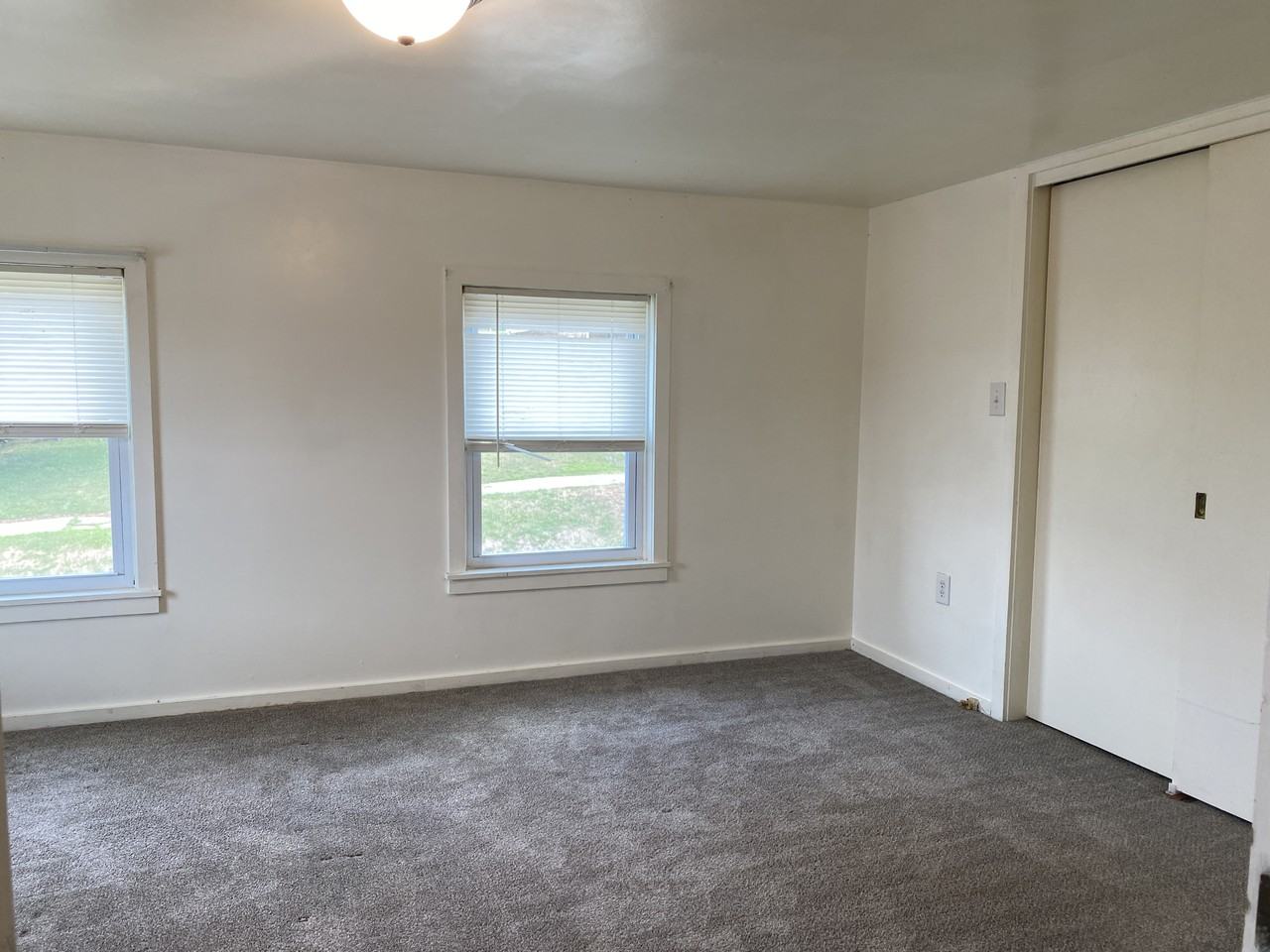 212 Central Ave #TOP - Photo 6 of 8