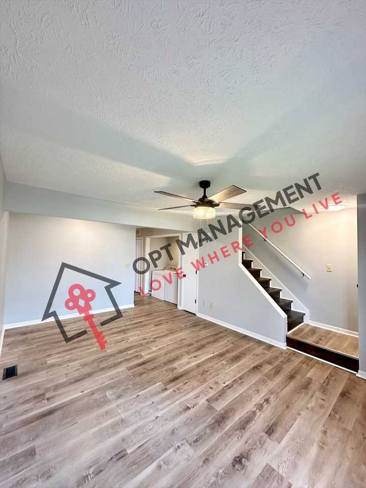 132 S 31st St #1 - Photo 3 of 16