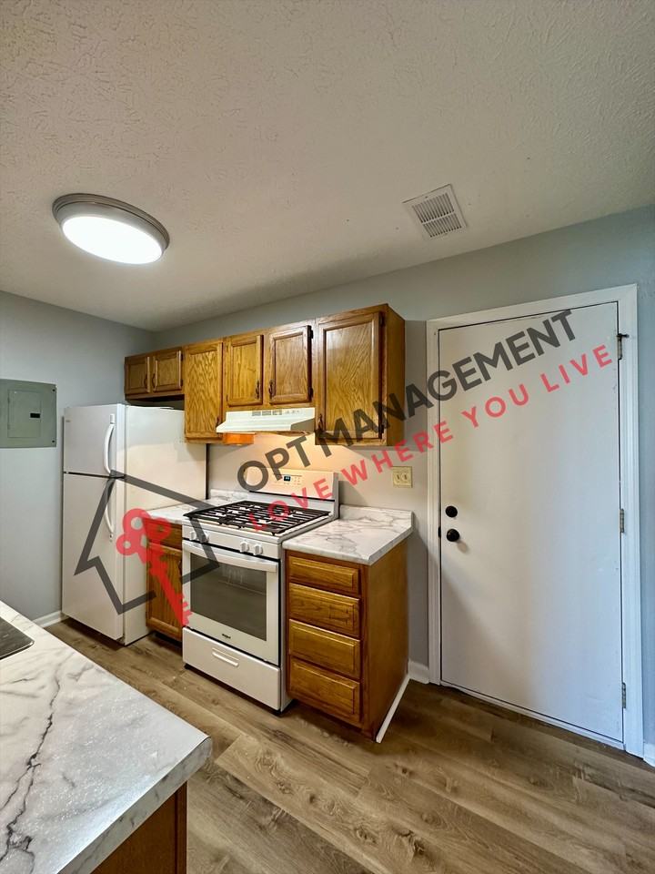 132 S 31st St #1 - Photo 6 of 16