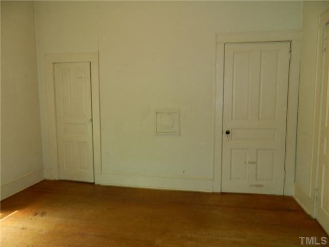 250 Hillsboro St - Photo 3 of 3