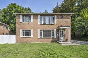 featured image of 1787 Tanglewood Dr