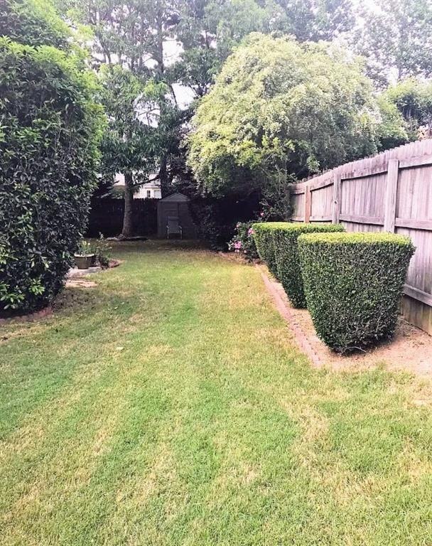 10070 Lauren Hall Ct - Photo 2 of 16