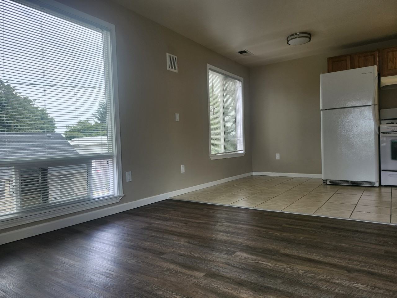 3001 Preble St #8 - Photo 3 of 12