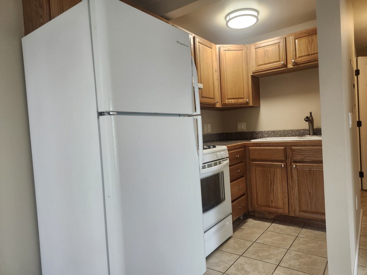 3001 Preble St #8 - Photo 4 of 12
