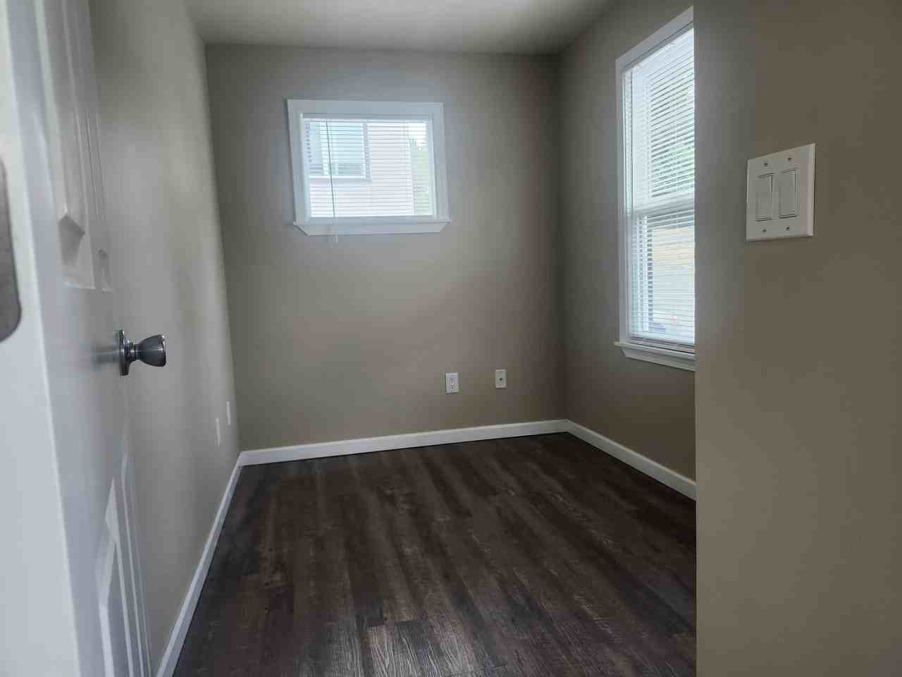 3001 Preble St #8 - Photo 5 of 12