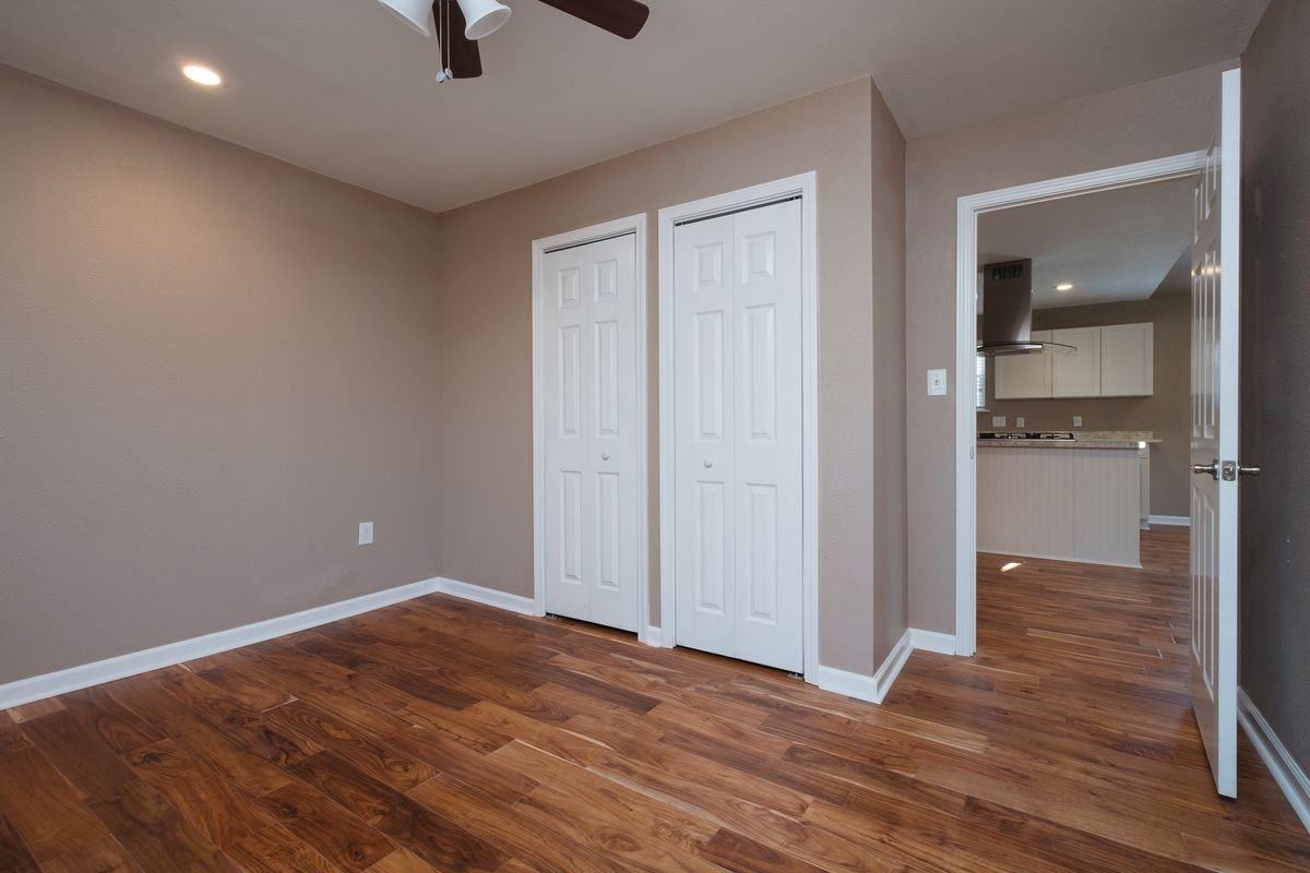 9316 W 44th St - Photo 3 of 34
