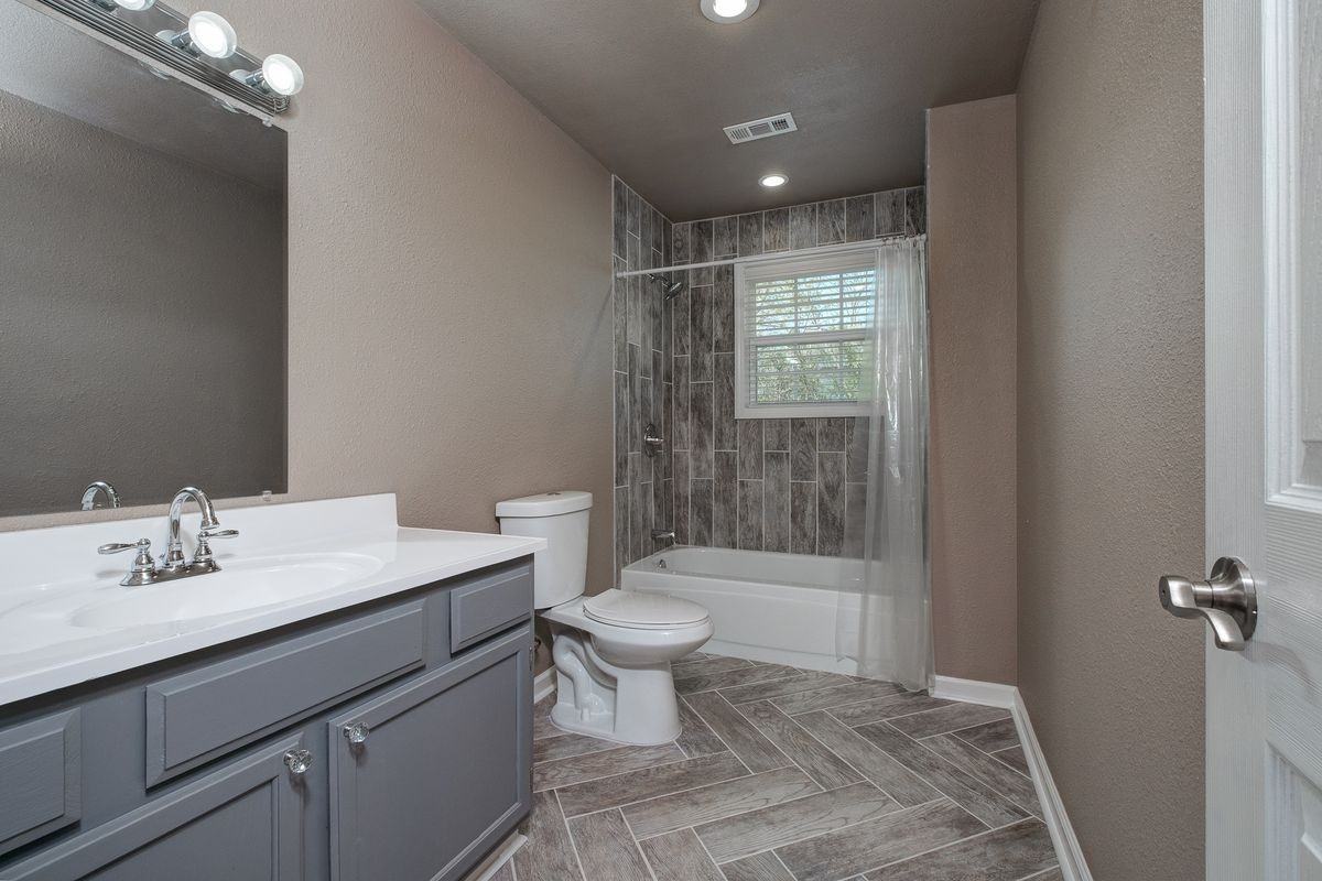 9316 W 44th St - Photo 6 of 34