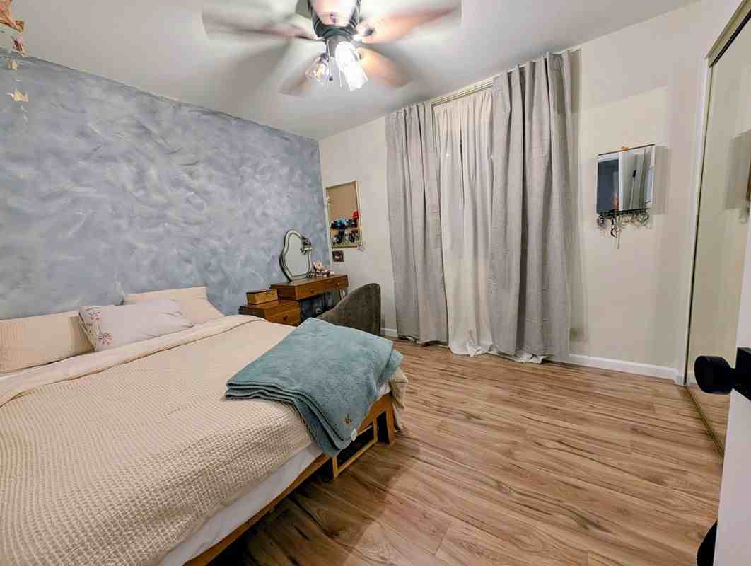 3709 W Tuckey Ln - Photo 6 of 9