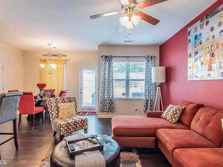 3255 Garden Glade Ln - Photo 5 of 14