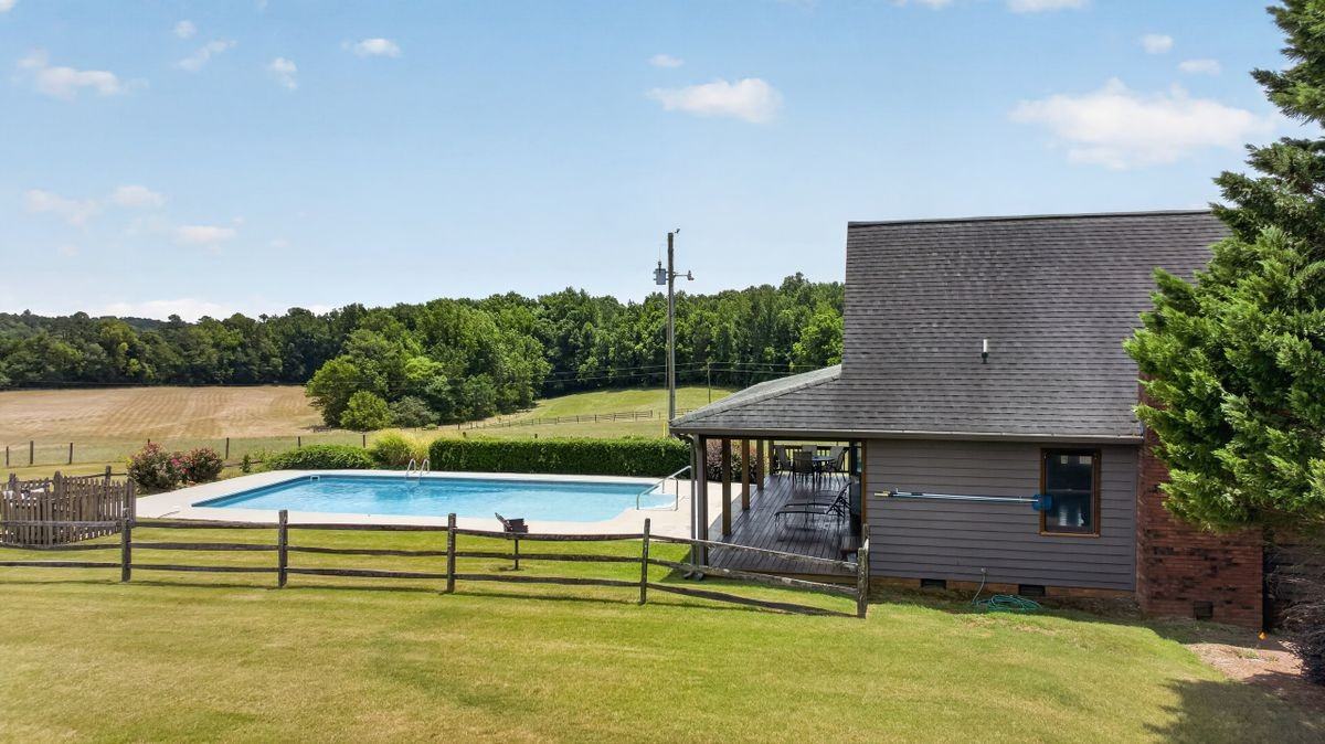 441 State Road 1541 - Photo 4 of 21