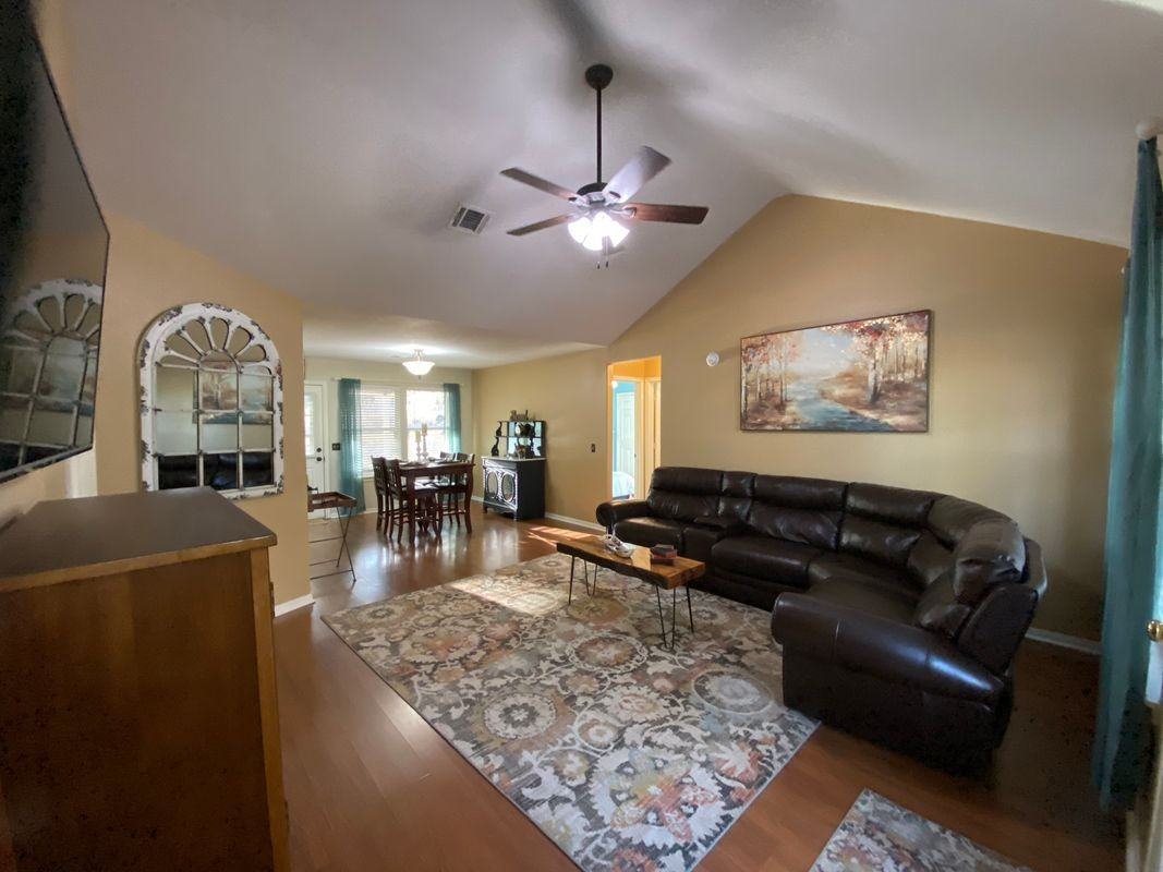 254 E Sunset Dr - Photo 2 of 15