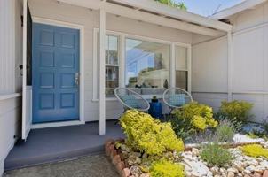 featured image of 321 La Casa Ave
