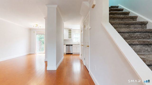 85 Salem Walk - Photo 5 of 9