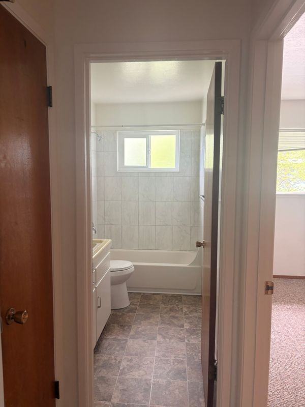 230 Felix St - Photo 2 of 16