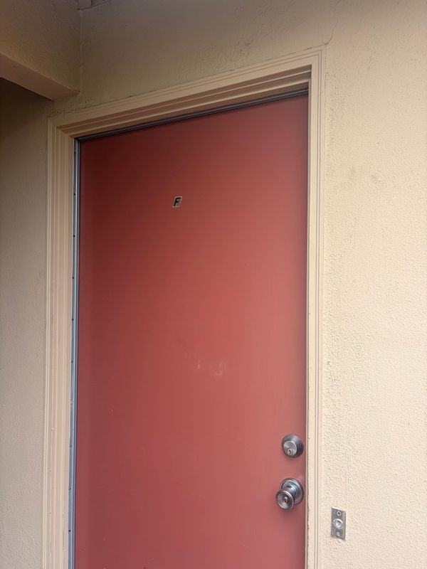 230 Felix St - Photo 5 of 16