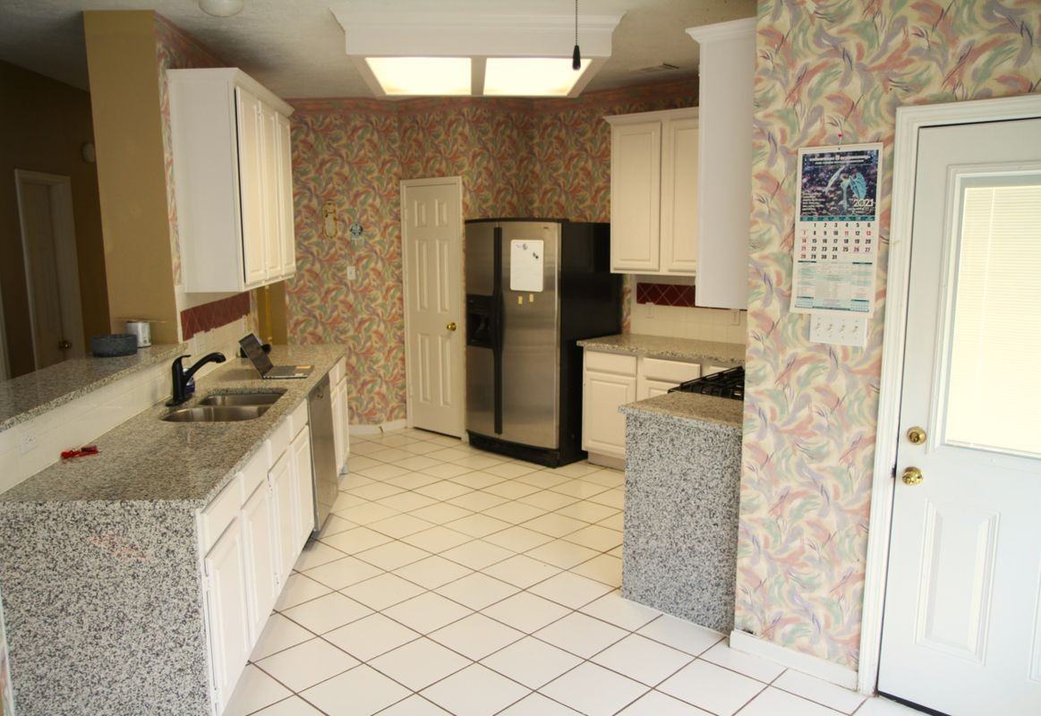 1235 Deer Ridge Dr - Photo 3 of 3