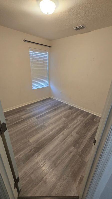 1832 Sw Cameo Blvd - Photo 5 of 8