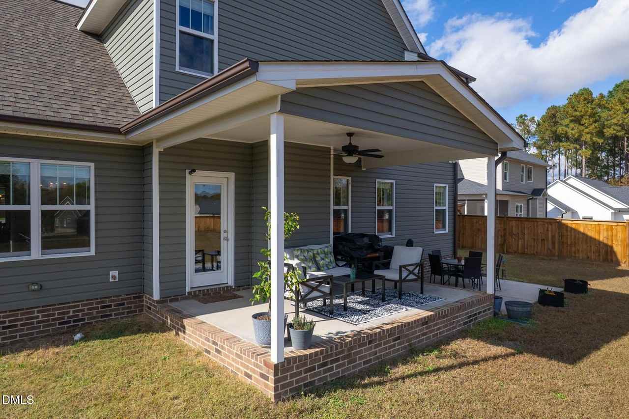 26 Valleydale Dr - Photo 4 of 45