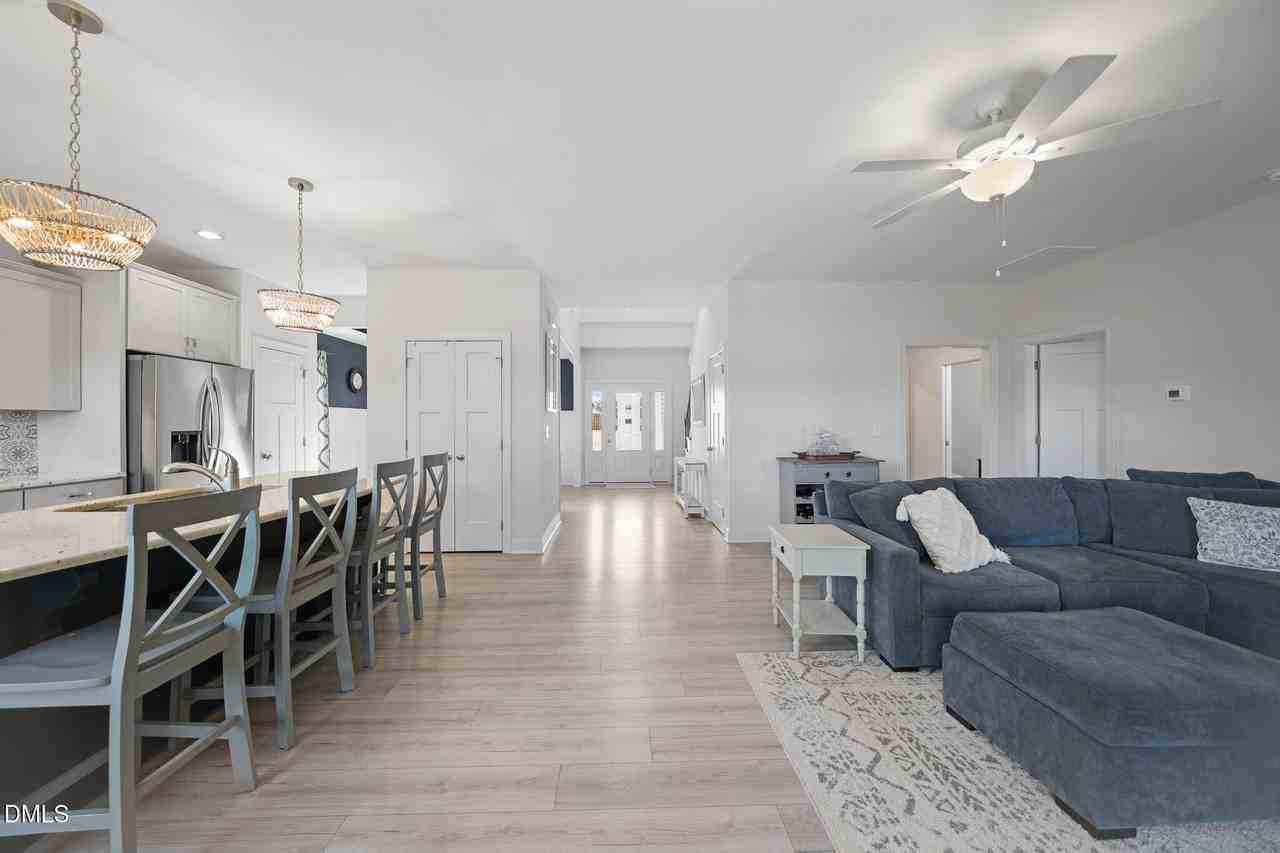 26 Valleydale Dr - Photo 6 of 45