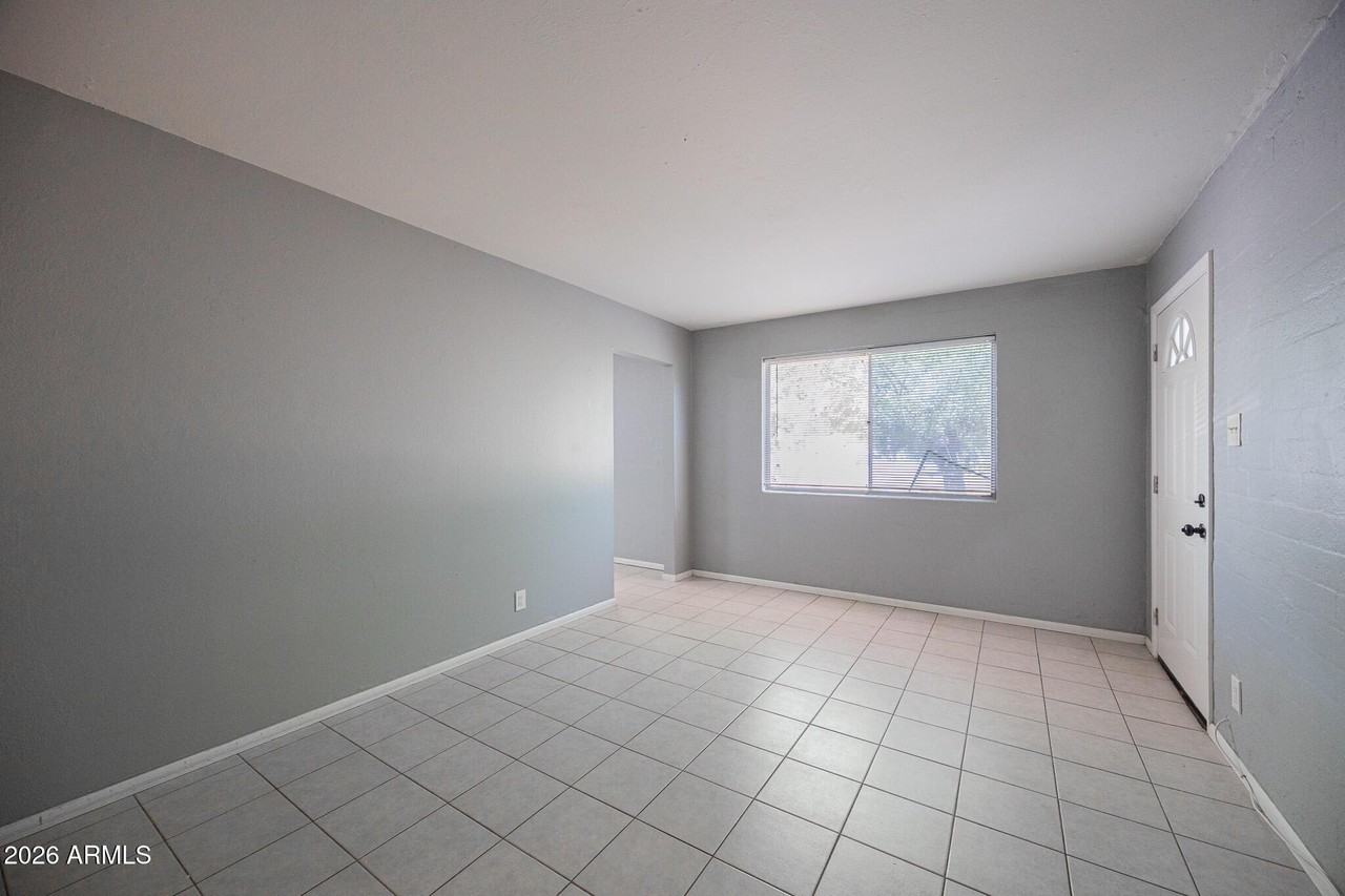 1721 E Sheridan St #D - Photo 3 of 18