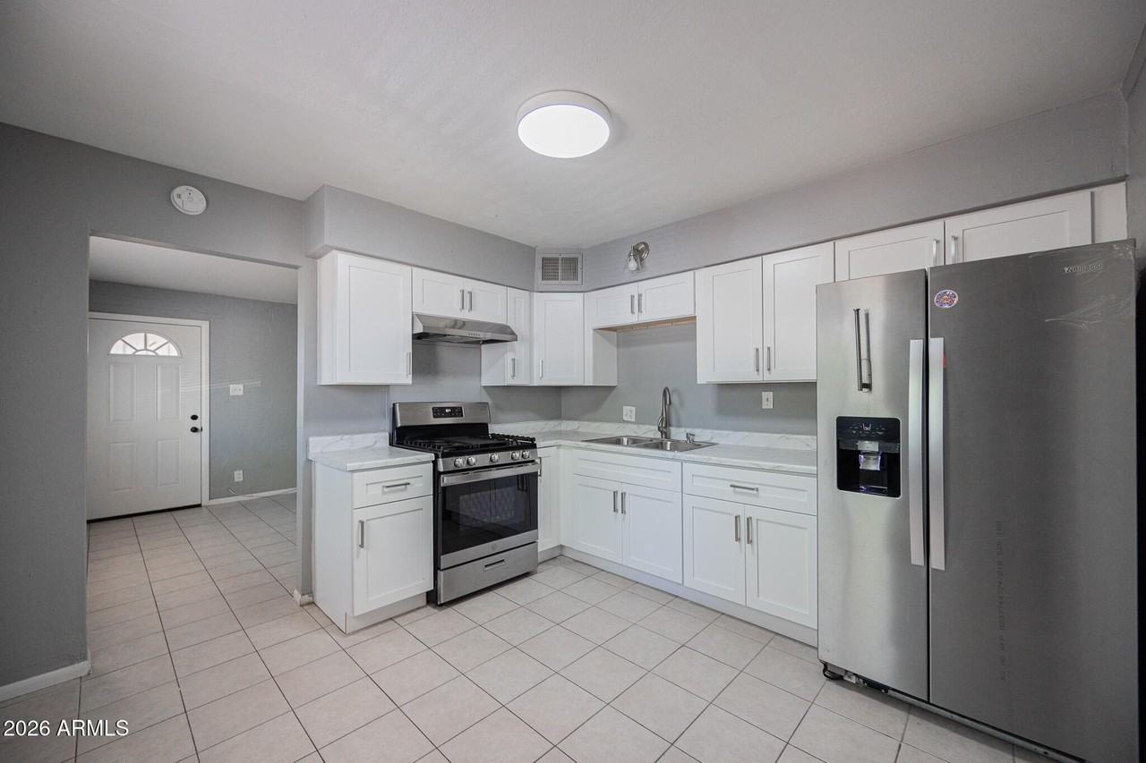 1721 E Sheridan St #D - Photo 7 of 18