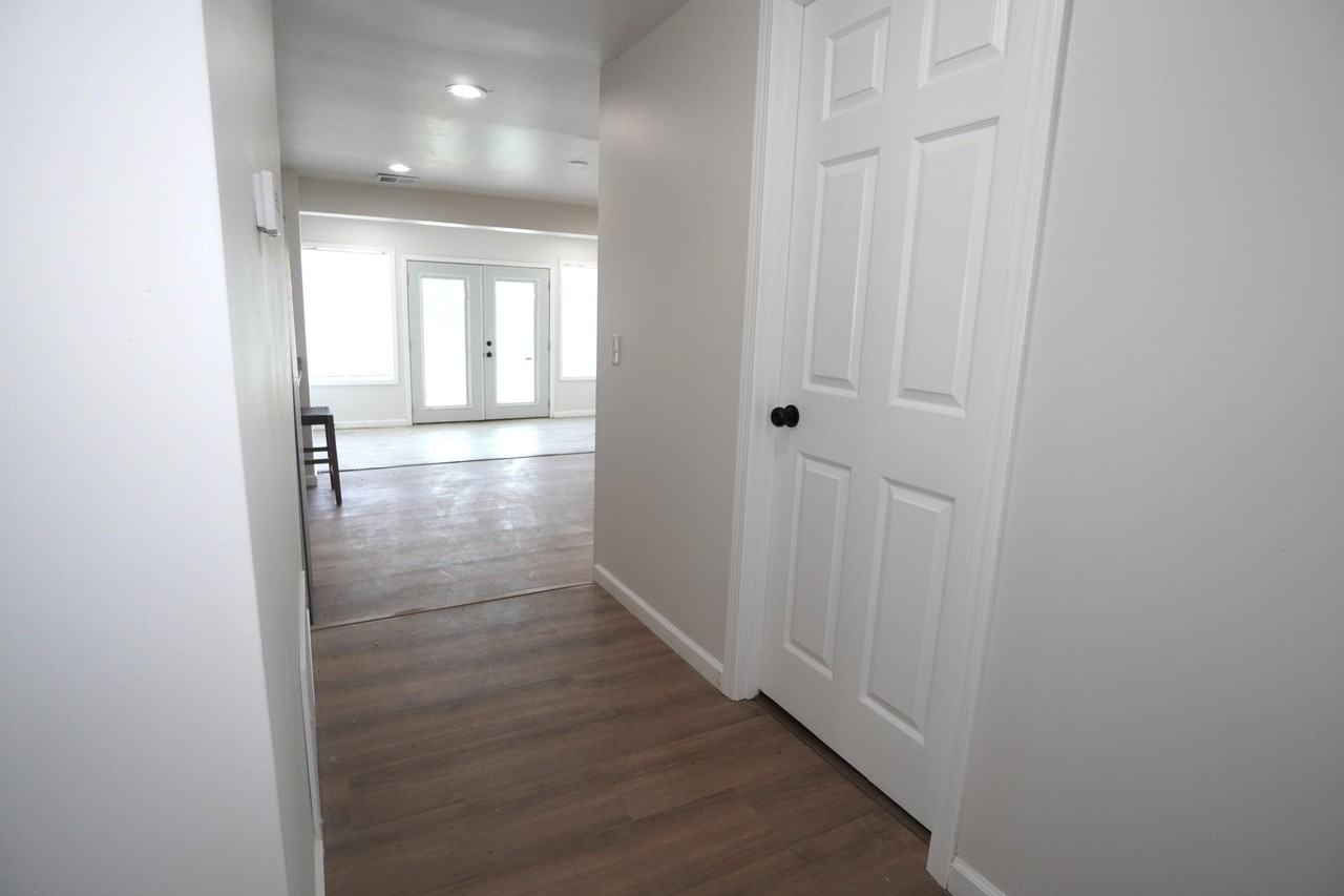 5801 Juniper Ave #2 - Photo 6 of 30