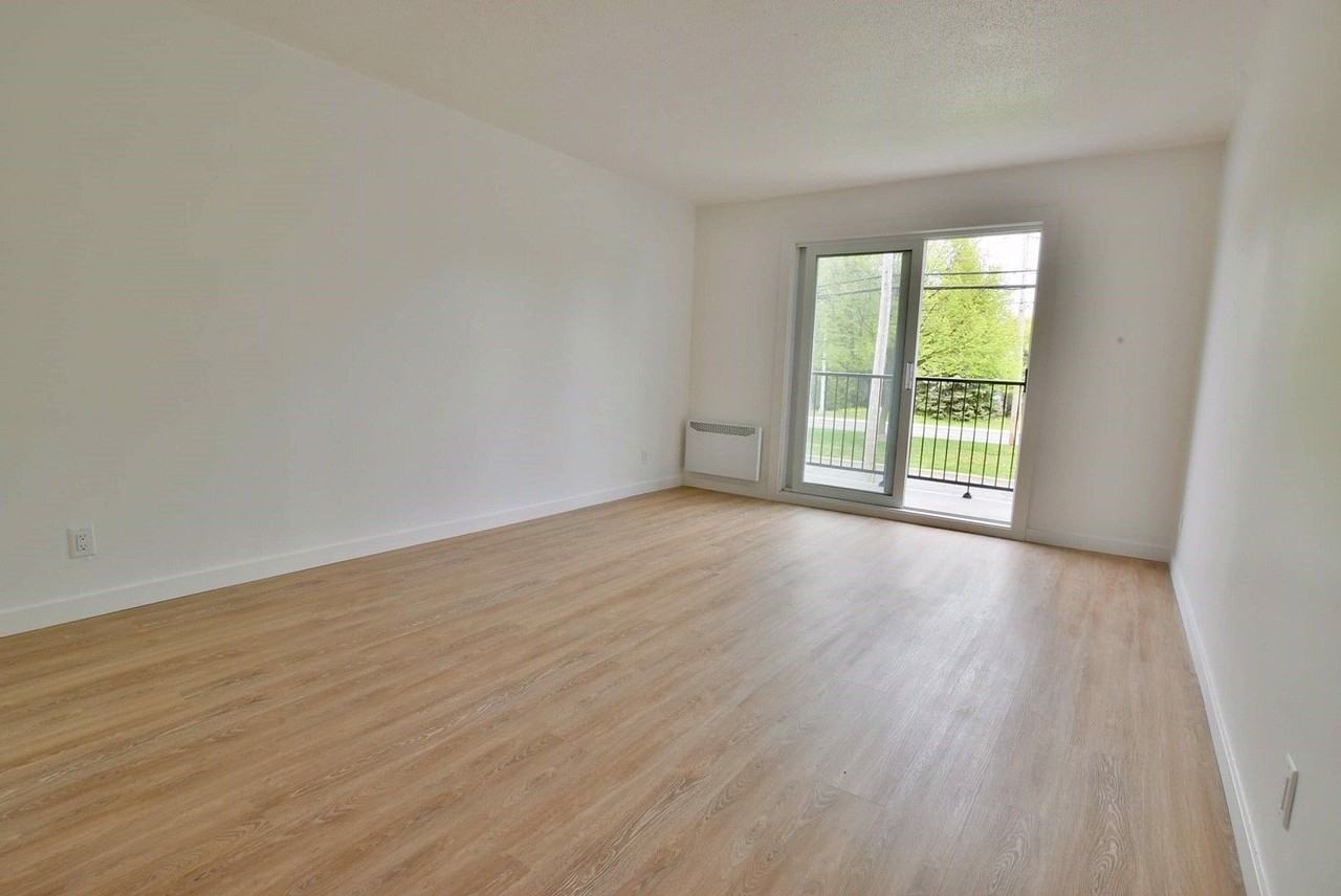 880 Montée Sainte-Julie - Photo 5 of 11
