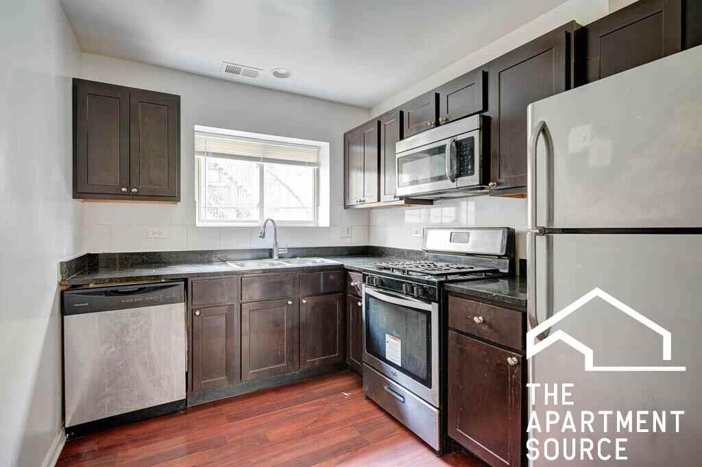 2534 W Fitch Ave #3