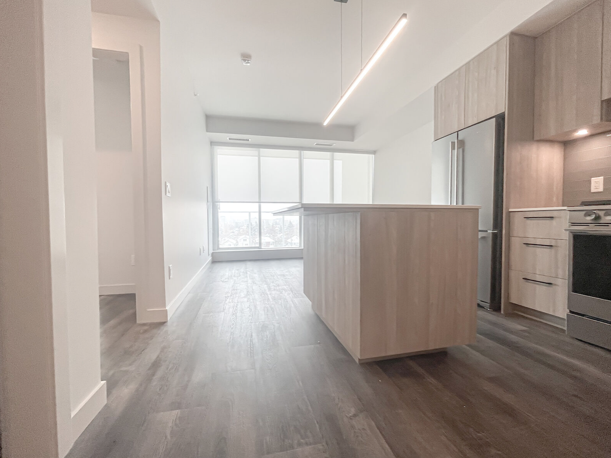 1107 Gladstone Road Northwest - Photo 4 of 14