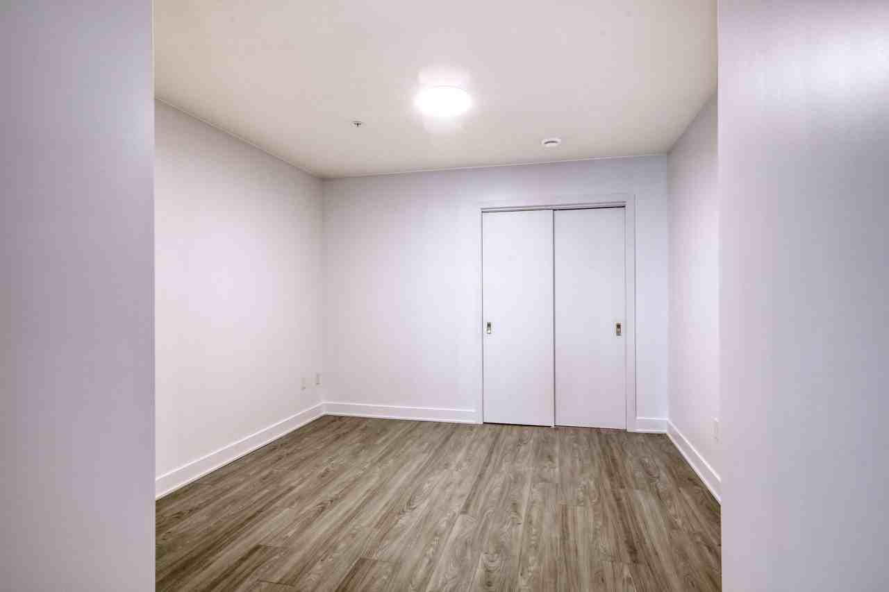 9675 Av Papineau — photo 3