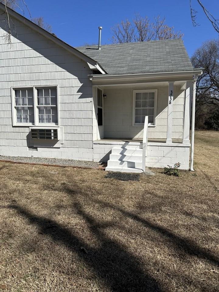 3738 Beatties Ford Rd - Photo 3 of 11
