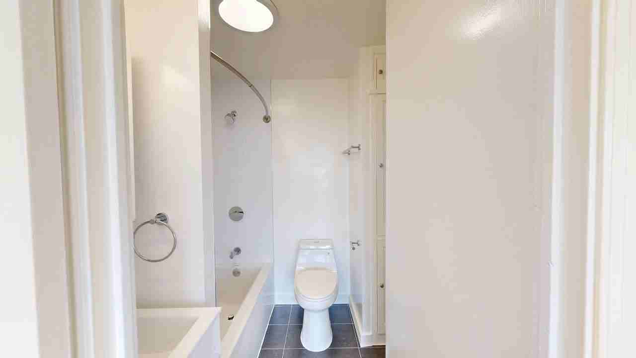 2238 Hyde Street - Photo 7 of 27