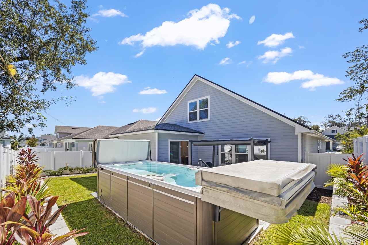 50 Moana Ct S - Photo 2 of 41