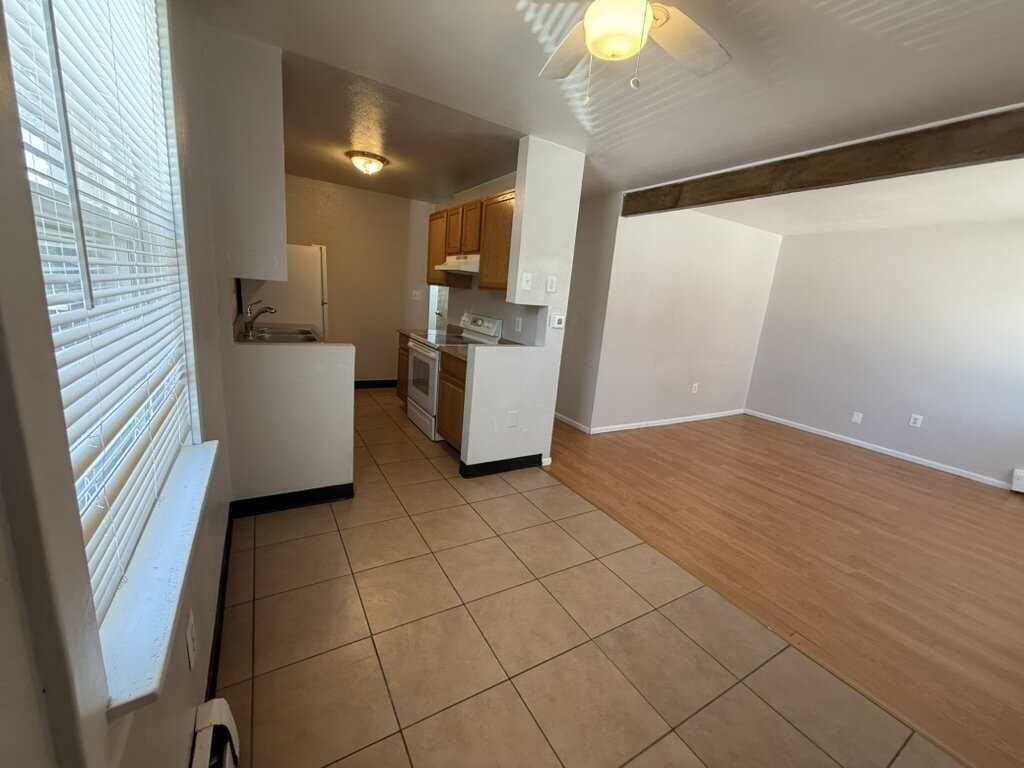 1230 Winona Ct #4 - Photo 5 of 14