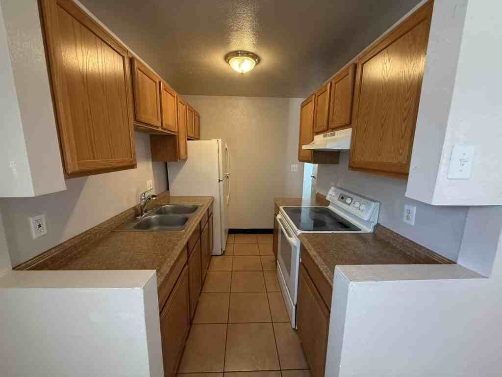 1230 Winona Ct #4 - Photo 6 of 14
