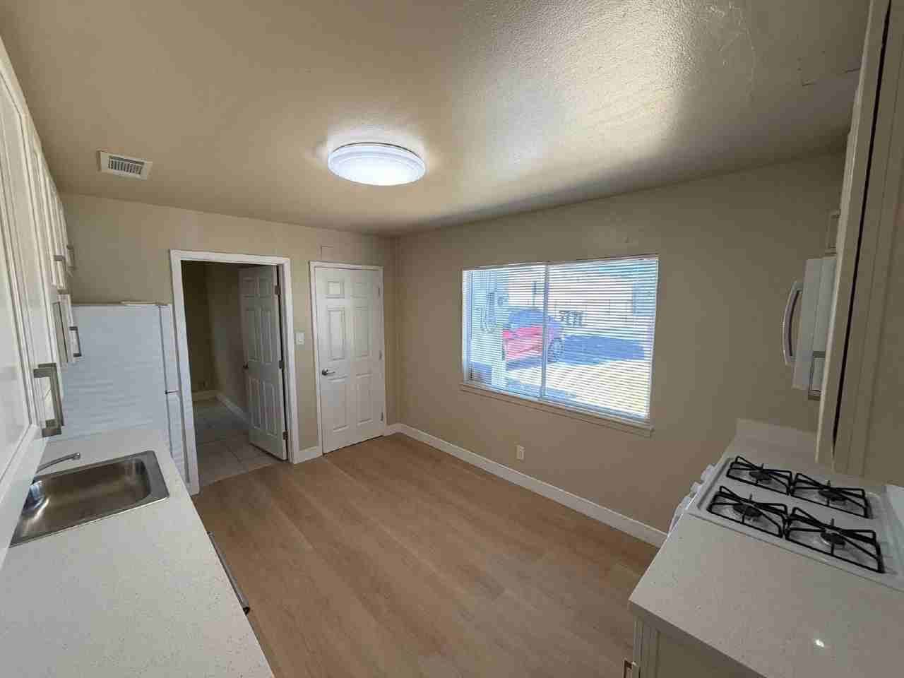 919 Carpino Ave - Photo 4 of 21