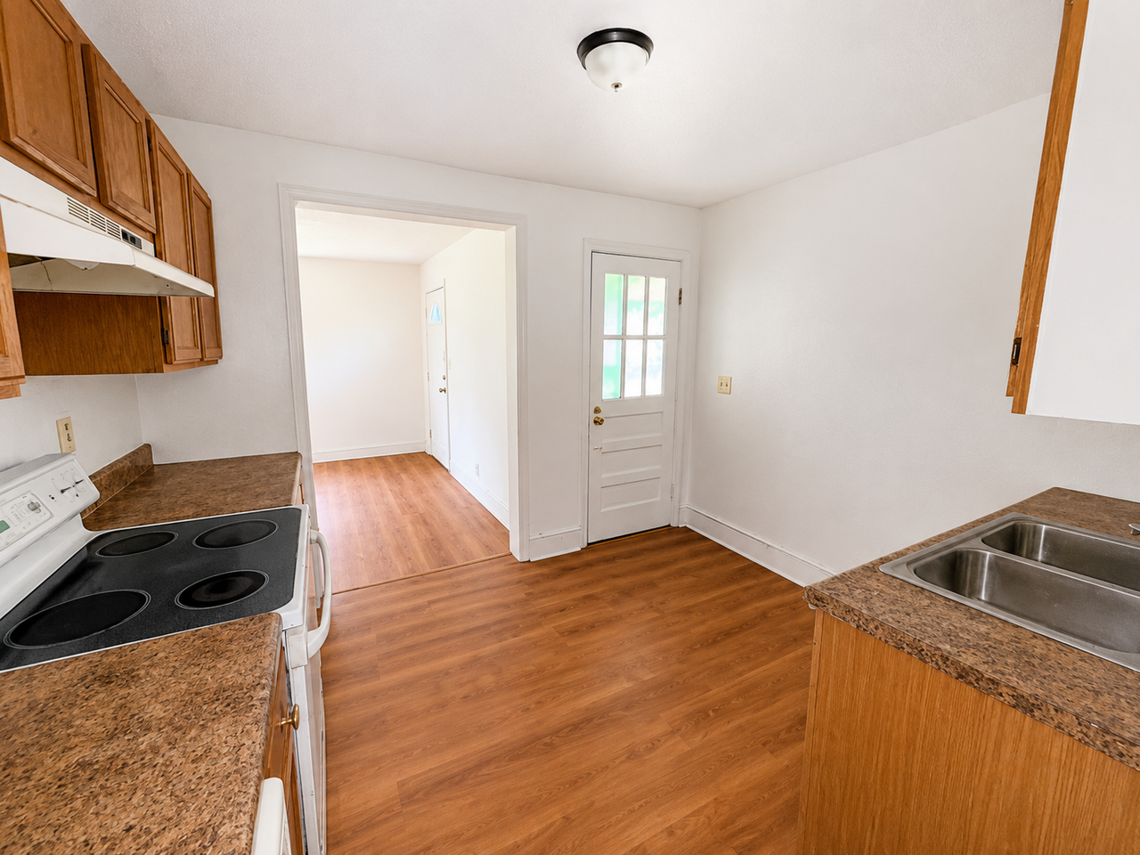 4830 Wilson Rd - Photo 7 of 15