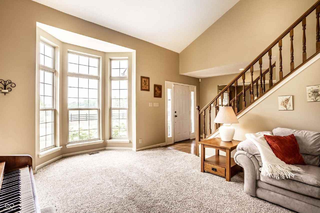 3712 Kinnett Ln - Photo 2 of 27