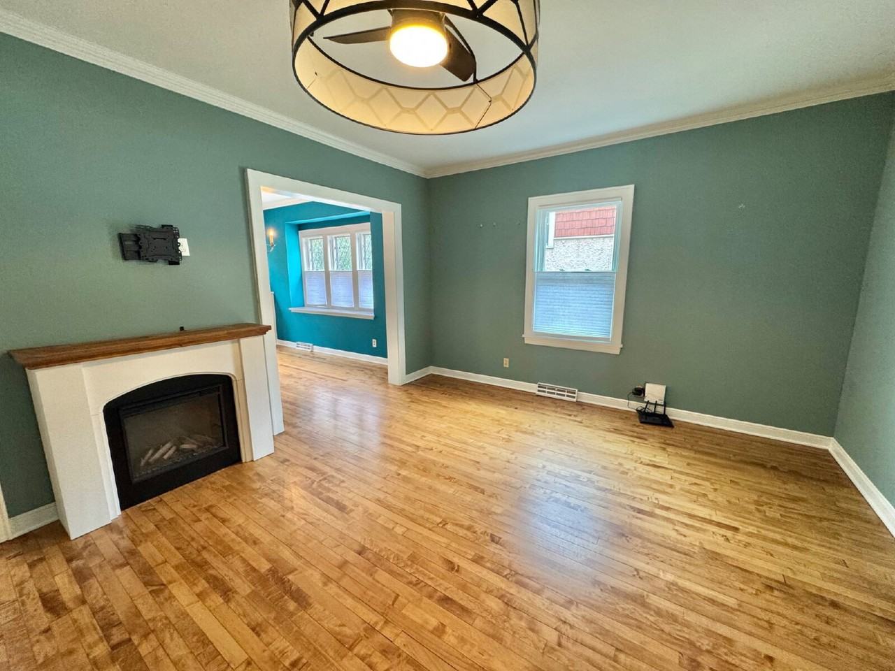 4549 Washburn Ave S - Photo 3 of 46
