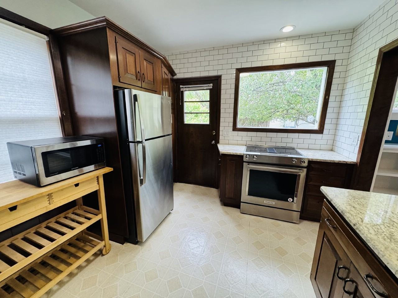 4549 Washburn Ave S - Photo 4 of 46